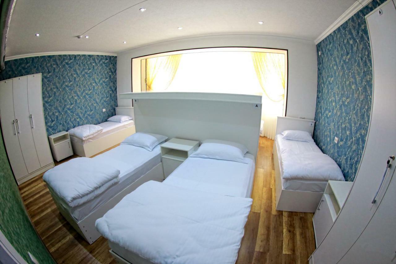 Manija Hostel Самарканд Екстериор снимка