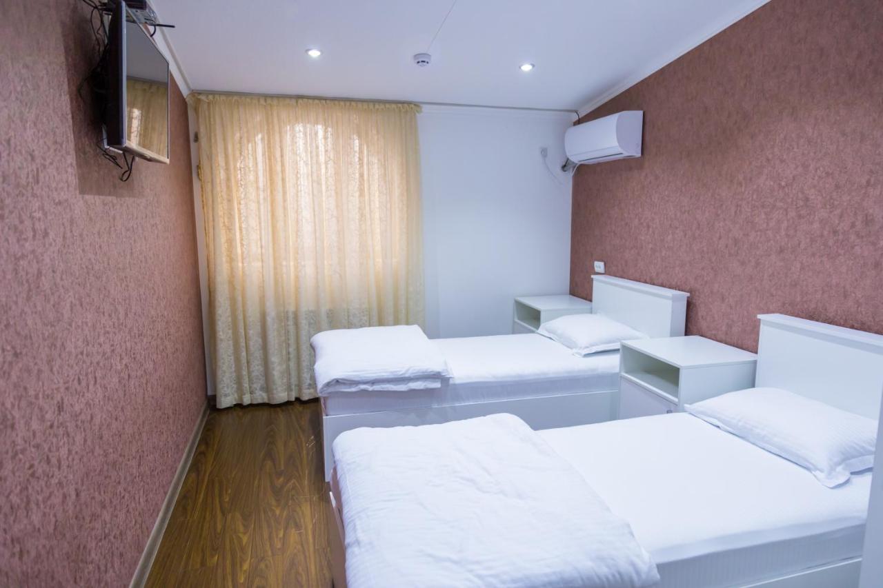 Manija Hostel Самарканд Екстериор снимка