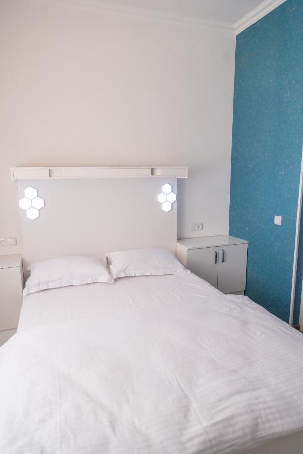 Manija Hostel Самарканд Екстериор снимка