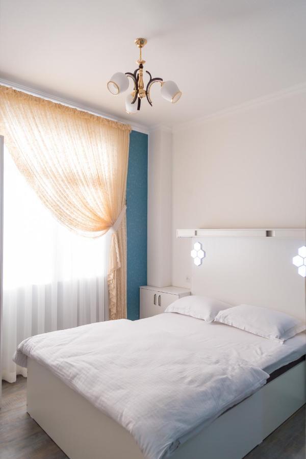 Manija Hostel Самарканд Екстериор снимка